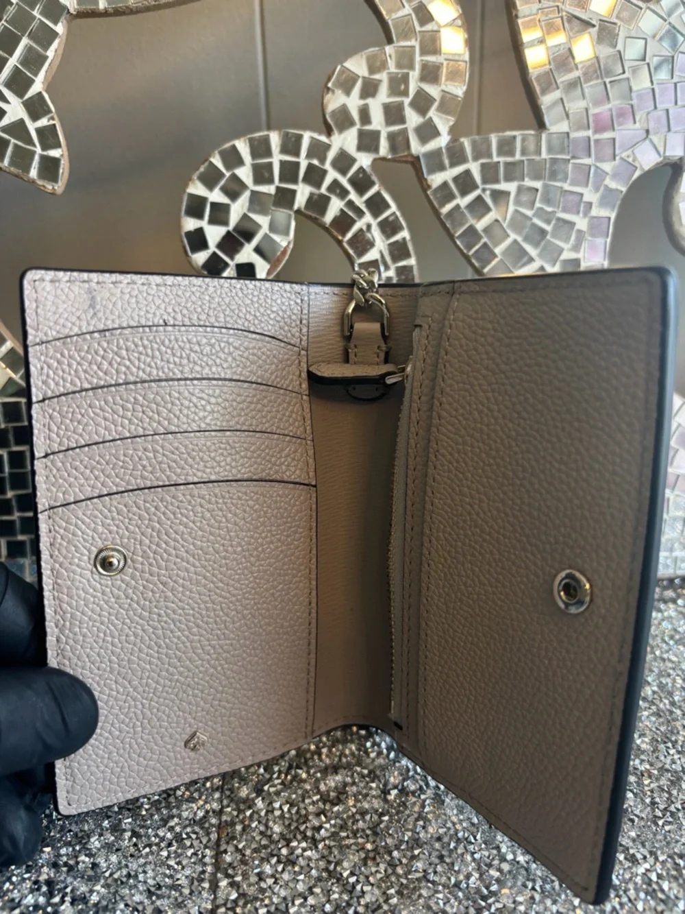 ⭐️kate spade New York ZOA Two-Tone Black and Taupe‎ Wallet